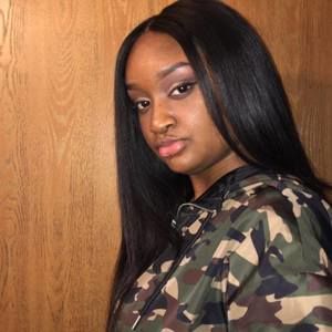 Meet your Posher, Shareena